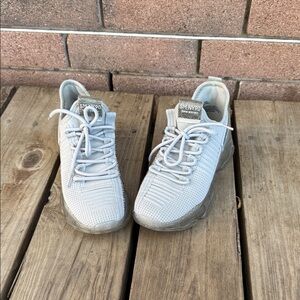 Steve Madden SM NY90 Gray Sneakers Size Women's 8.5